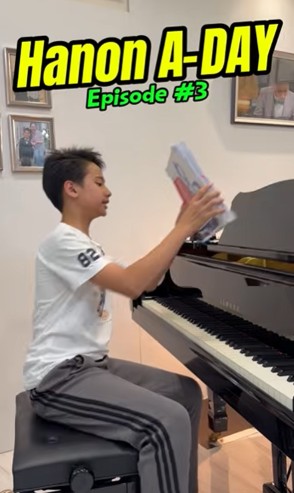 "Hanon A-DAY" Keep The Piano Doctor Away | Ep.3 thumbnail